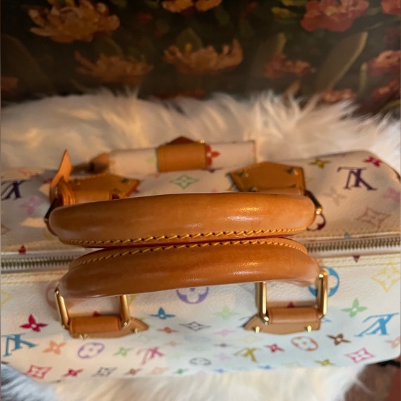 AUTHENTIC LOUIS VUITTON WHITE MULTICOLOR SPEEDY IN EXCELLENT CONDITION.. - Picture 5 of 10